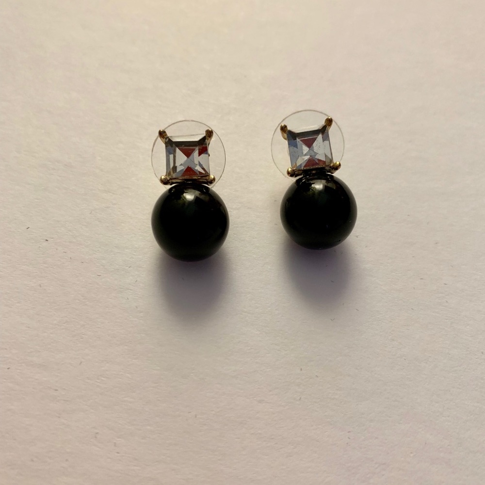 Stud Black Earrings